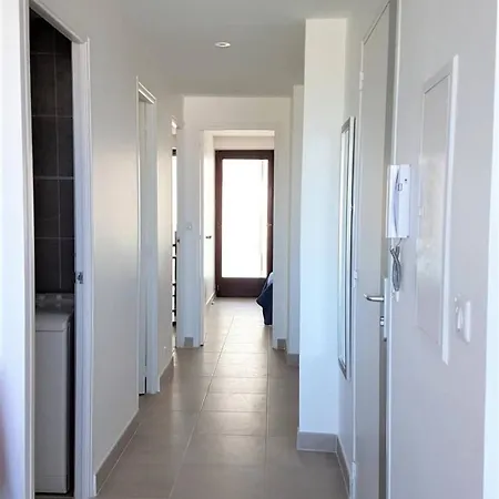 Coeur Et Commerces Type 3 Pour 6 Personnes N33 Appartamento *