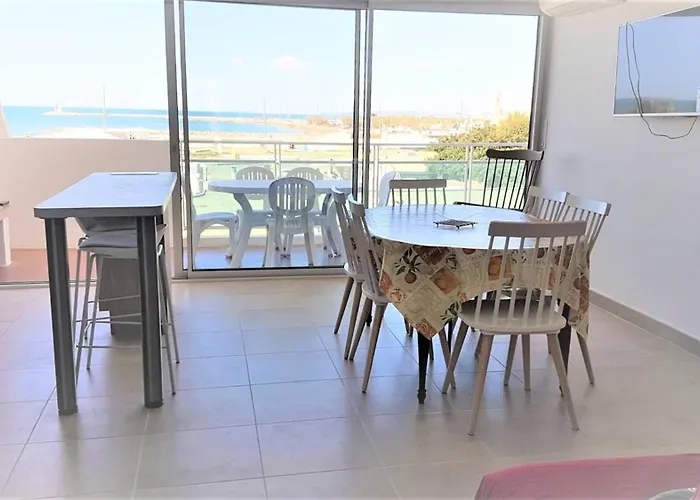 Coeur Et Commerces Type 3 Pour 6 Personnes N33 Apartment La Grande-Motte